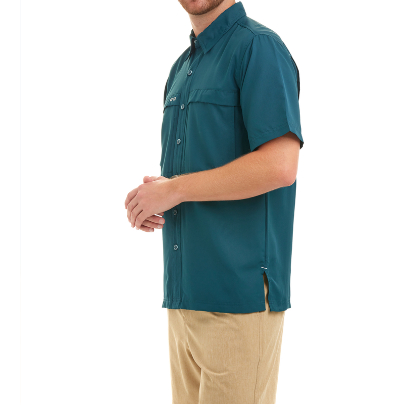 Load image into Gallery viewer, GameGuard Oceanic Classic MicroFiber Shirt, perfect for fishing and other outdoor activities with its advanced material.
