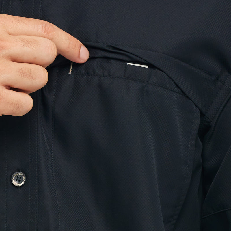 Cargue la imagen en el visor de la galería, Caviar Classic MicroFiber Long Sleeve - Front Pocket
