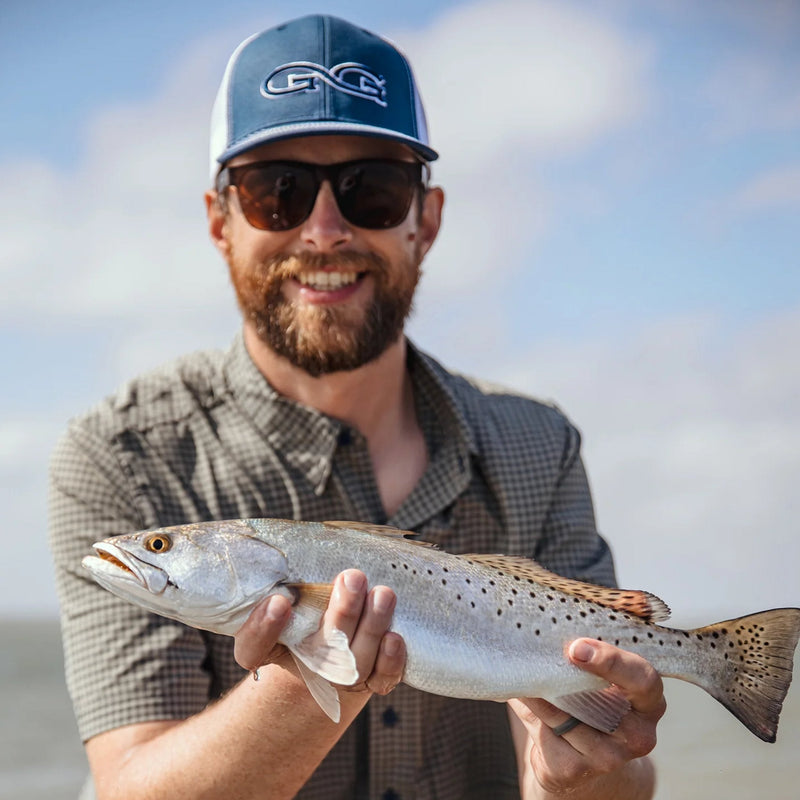 Cargue la imagen en el visor de la galería, Deep Water Cap | White MeshBack - GameGuard
